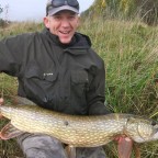 Pike on Fly!